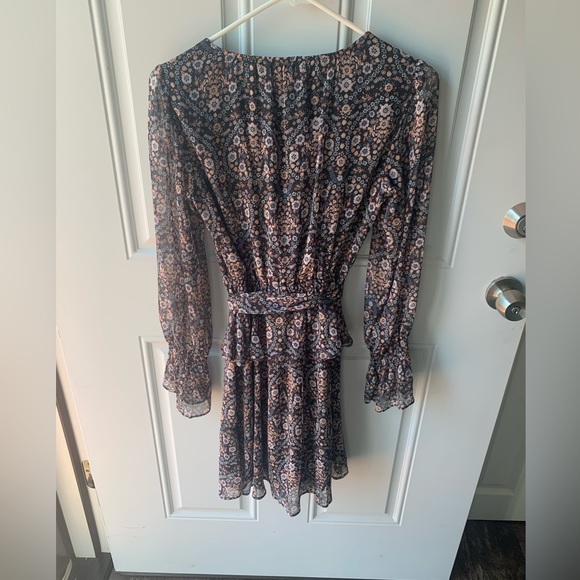 Lauren Conrad long sleeve blue & pink floral dress size XS - Picture 3 of 5